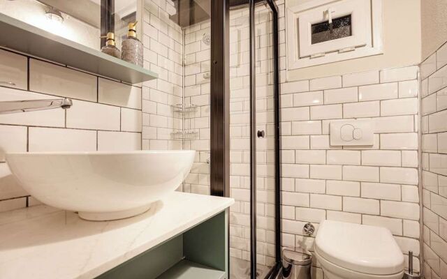 T Suites