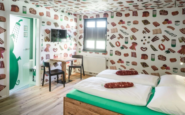 BRATWURSThotel