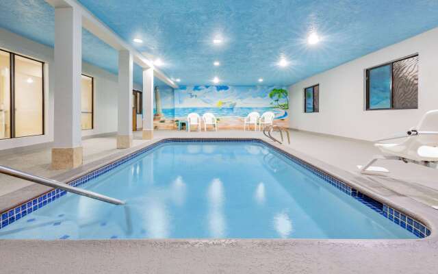 Super 8 by Wyndham League City/Kemah Area