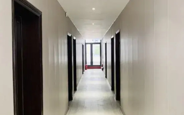 Mengzhou Hongtai Hotel