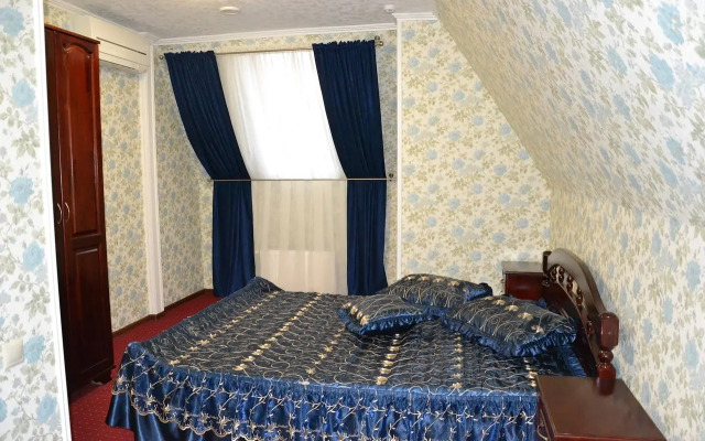Usadba Yuzefova