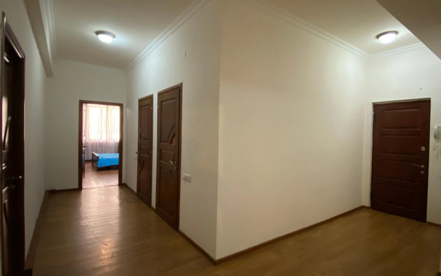 Argishti street, 2 bedrooms Spacious, Sunny apartment GL148