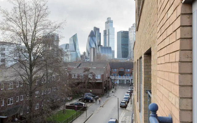 Serenity Apartment Whitechapel