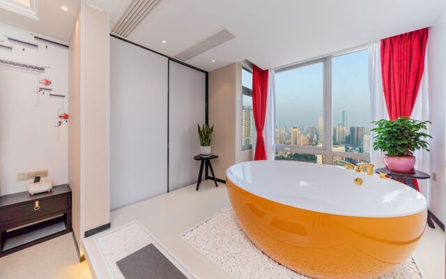 Cloudy International Apartment