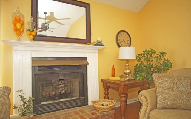 Rumbling Bald Resort