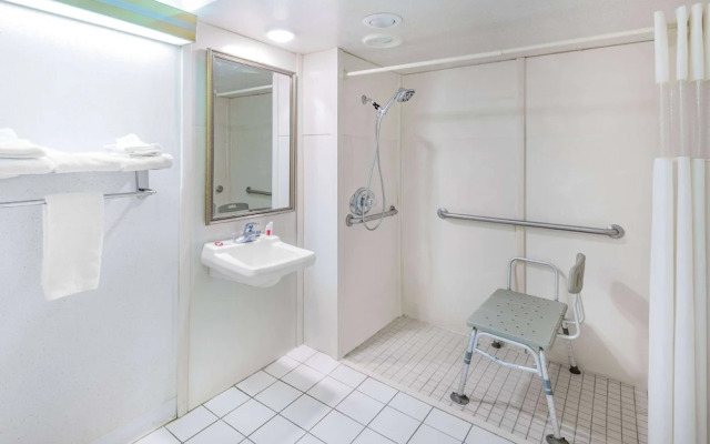Howard Hohnson Express Inn