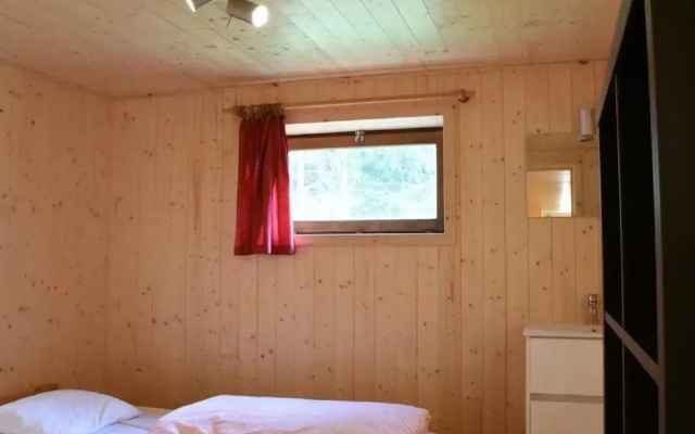 Spacious 8-bedroom Chalet