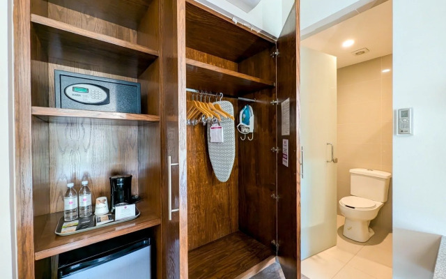 Plaza Camelinas Hotel