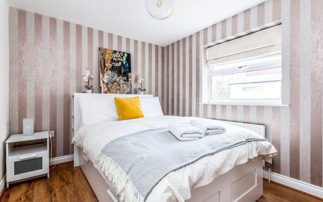 The St Clements Townhouse 3 Bedroom Bijou Central