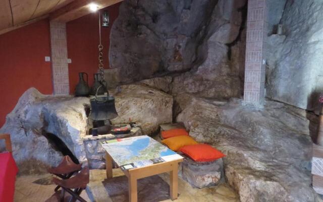 Cave Apartment