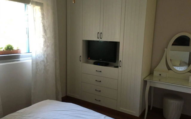 Nomi Suites
