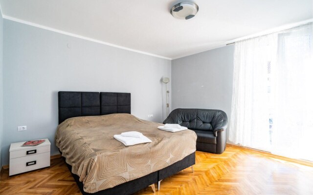 Awesome Apartment in Dubrovnik With 2 Bedrooms and Wifi