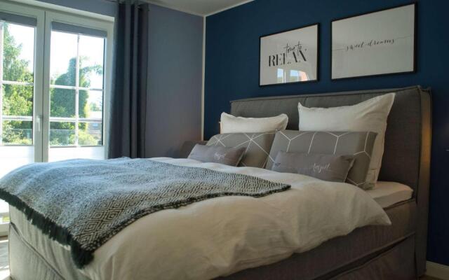 Alte Fischfabrik Lauterbach FeWo Nr 19 Balkon, Hafennähe