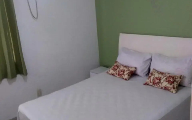 Apto Praia da Enseada 4 pessoas