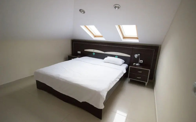 Golf Village Villa N