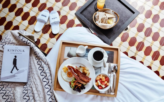 The Henry Hotel Manila