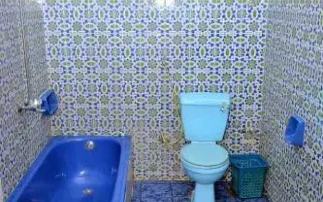 Fontana Luxor Hostel