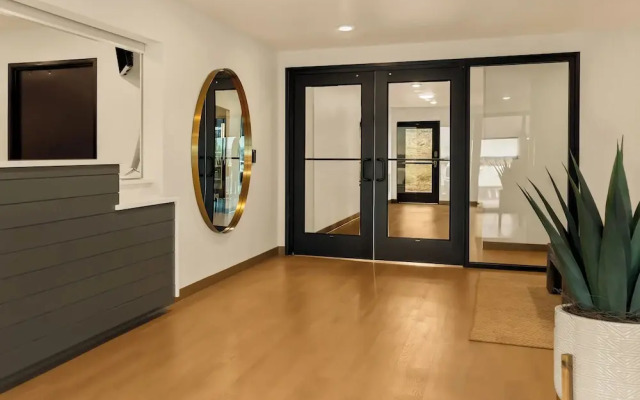 LivAway Suites- Syracuse