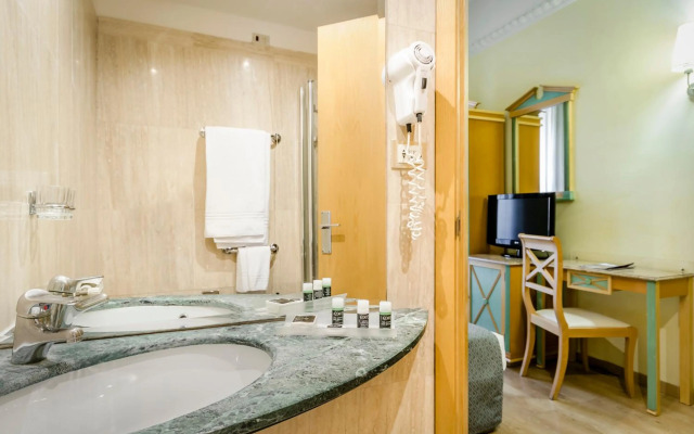 Athens Cypria Hotel