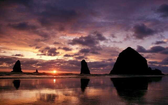 Ecola Creek Lodge
