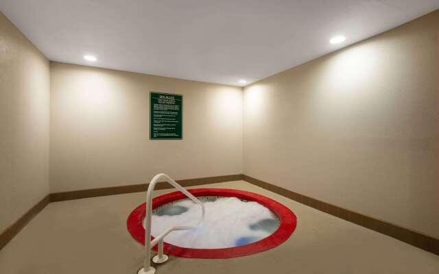 La Quinta Inn & Suites by Wyndham Harrisburg-Hershey