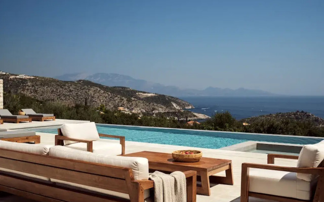 Design 3-bed Villa With Infinity Pool in Zakynthos