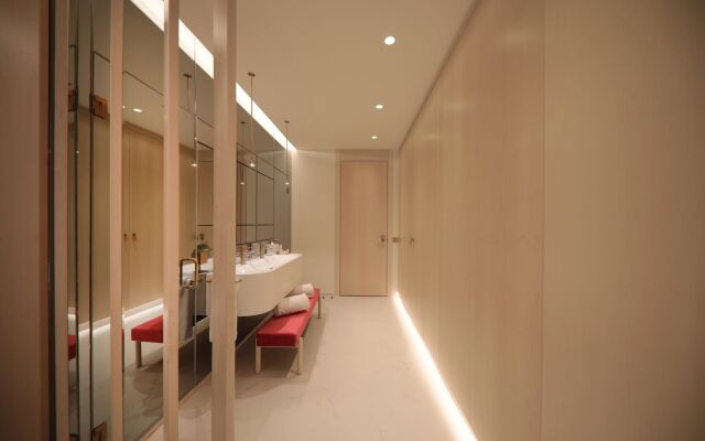 45 Times Barcelona Hotel