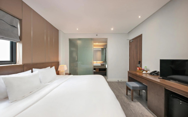 Avora Hotel