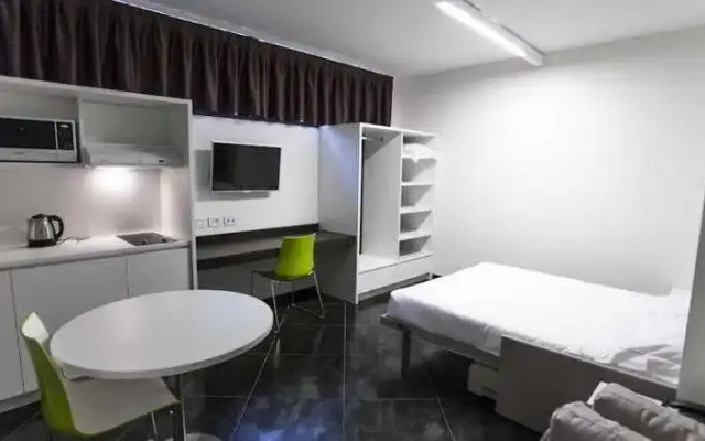 57 Res Hotel Orio