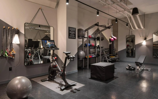Moxy Portland Downtown