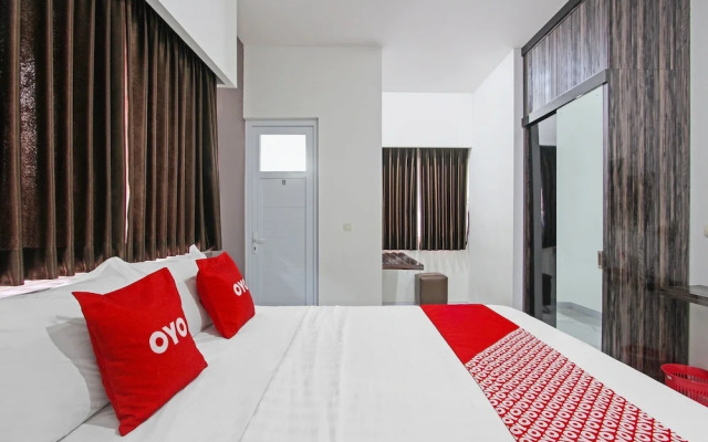 Capital O 91665 D'prof Exclusive Guesthouse