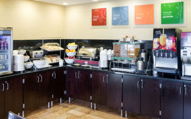 Comfort Suites Rochester, MN