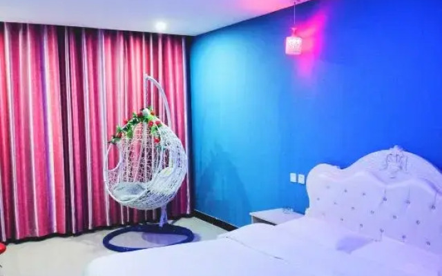 Hebi Xingyu Business Hotel
