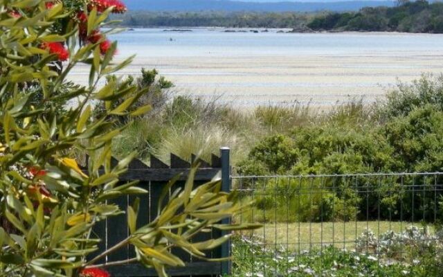 Pelican Bay Bed and Breakfast