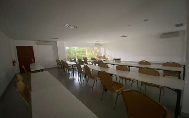 TOS Hotel & Convention Center Tangerang Powered by Archipelago