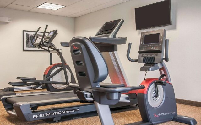 Sleep Inn & Suites Devils Lake