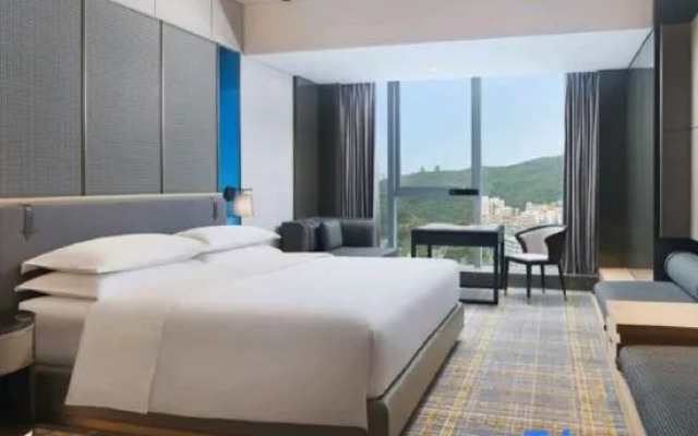 Xichen Hotel (Chongqing West Railway Station)