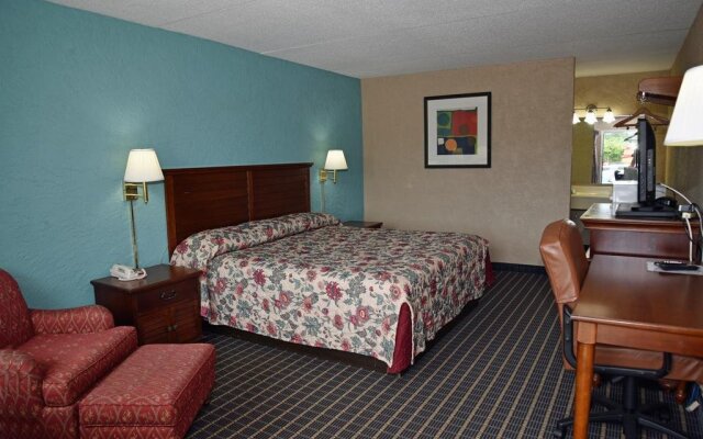 Bonifay Inn