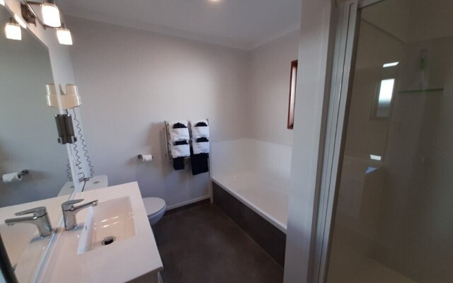 Bayside Holiday Units