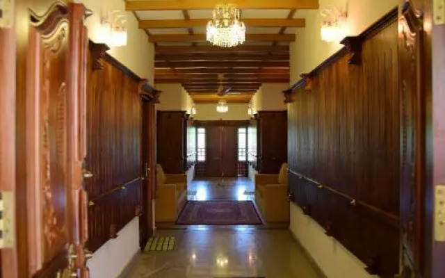 Aramana Holiday Inn