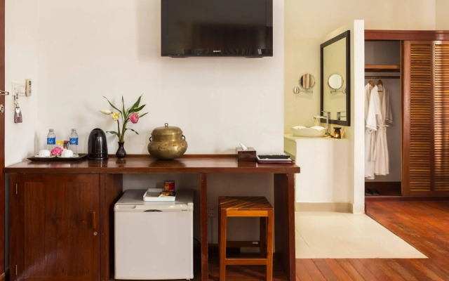 Apsara Centrepole Hotel