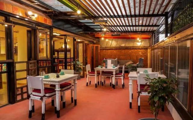 Dolce Lobo Boutique Stay