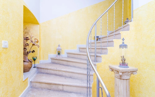 Stone House Dimato