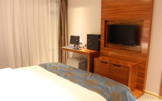 Super 8 Hotel