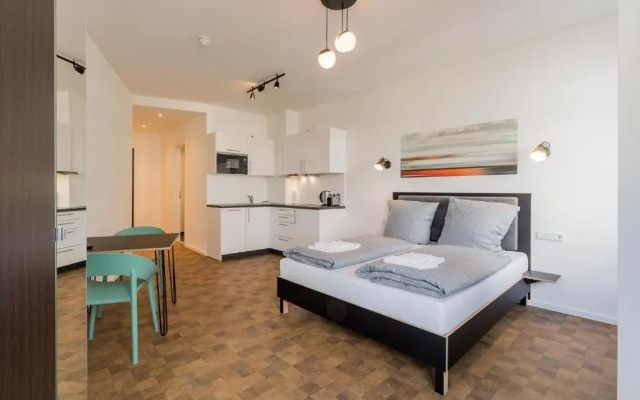 Double Studio (full double bed)