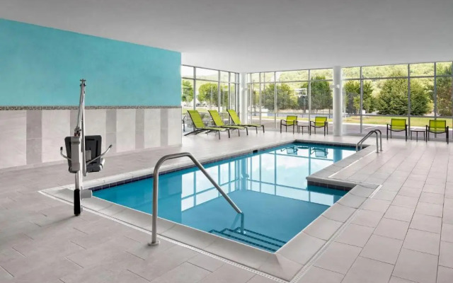 SpringHill Suites Roanoke North