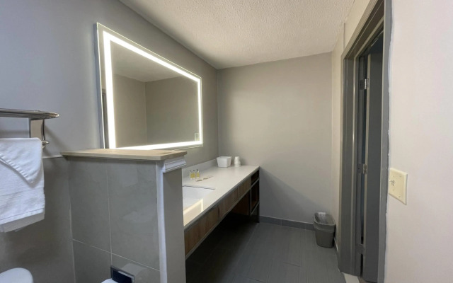 Days Inn & Suites by Wyndham York