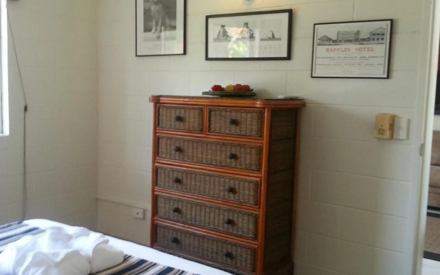 Clifton Sands Holiday Apartments