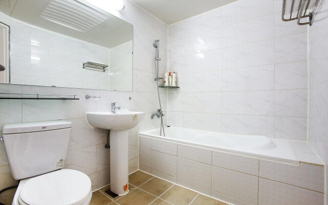 Abata Business Hotel