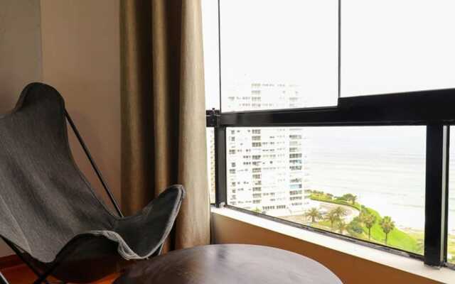 w Industrial 3BR With Ocean View
